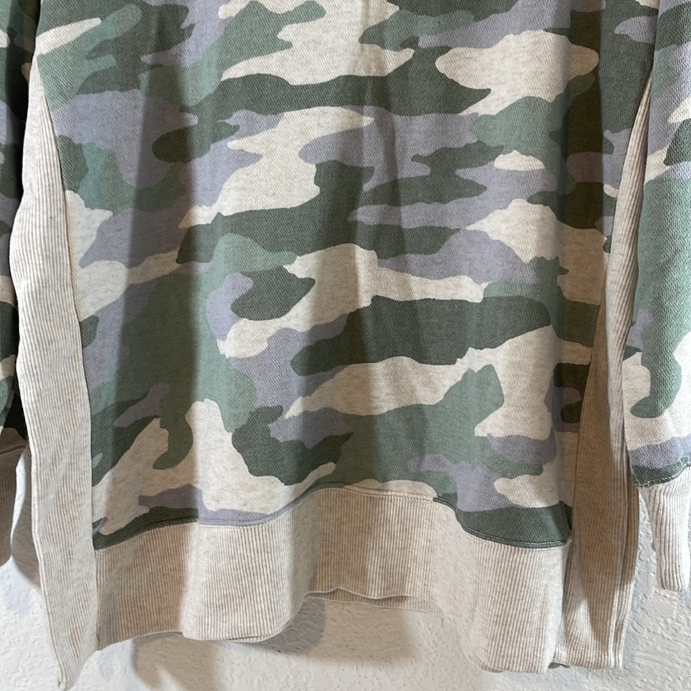 AERIE Good Vibes Camo Oversized Pullover Sweatshirt Size Medium NEW - Picture 7 of 13